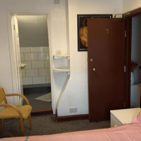 Holland House Hotel Great Yarmouth Bagian luar foto