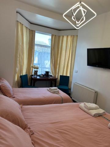 Holland House Hotel Great Yarmouth Bagian luar foto