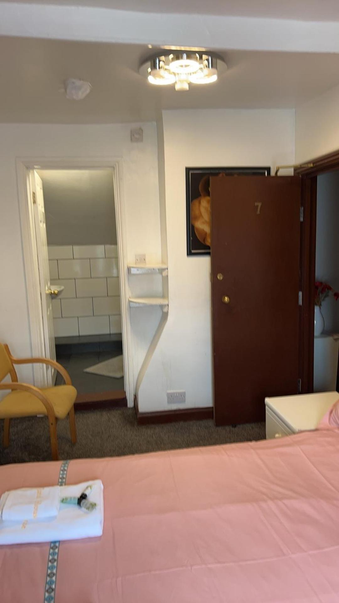 Holland House Hotel Great Yarmouth Bagian luar foto